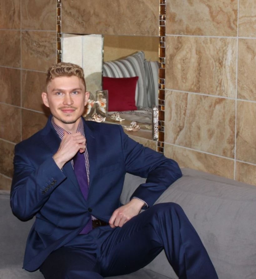 Male Escorts Edinburgh Boy With A Room