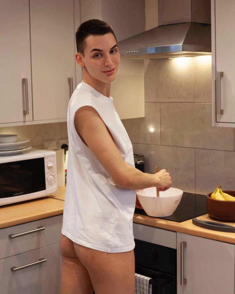 Mihail Twink 79