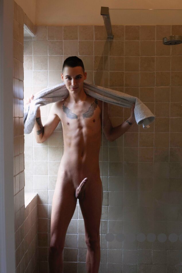 Mihail Twink 85