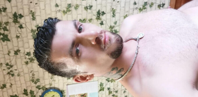 MR