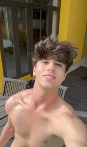 Gustavo 9